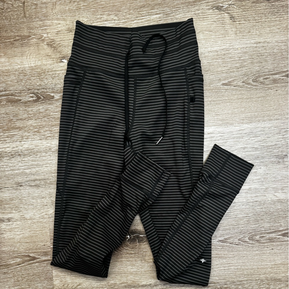 Halara High Waisted Drawstring Striped Yoga Leggings with Pockets size small